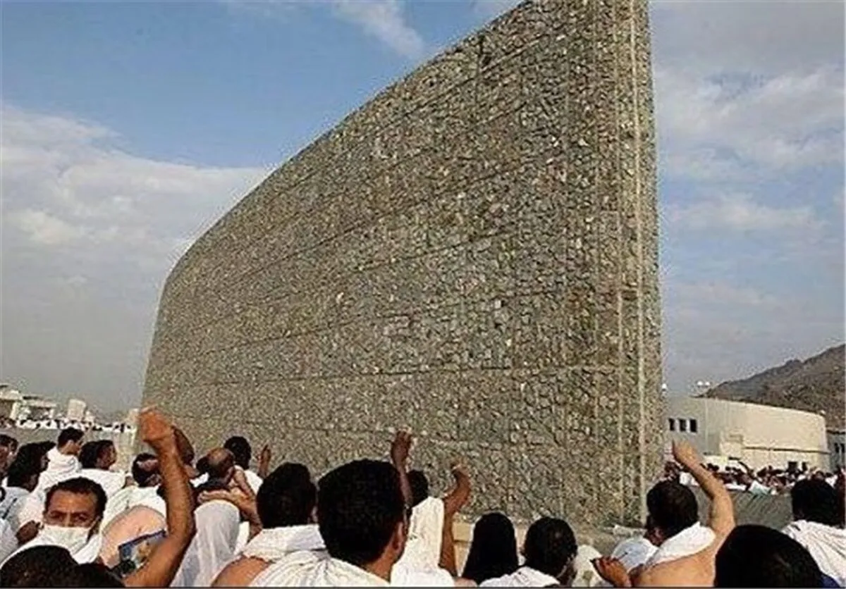 رمی جمرات بیش از ۲۳ هزار زائر ایرانی در منا انجام شد
