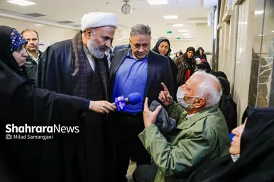 گزارش تصویری | بازدید حجت‌الاسلام نصرالله پژمانفر، رییس کمیسیون اصل نود مجلس، از بیمارستان فارابی مشهد