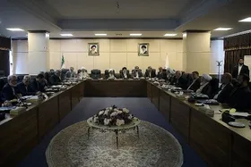 حمله پیامکی به اعضای مجمع تشخیص مصلحت نظام