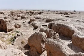 کندوکاو&zwnj;های غیرمجاز در روستای زادگاه فردوسی | پاژ در خطر تاراج