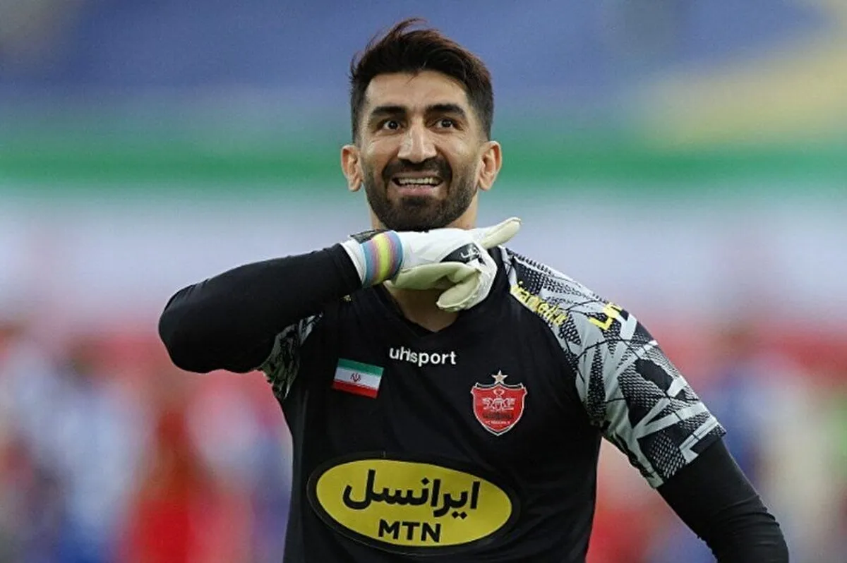 درگیری هواداران استقلال و پرسپولیس زیر پست آخر بیرانوند + عکس