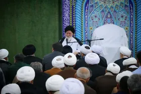آیت&zwnj;الله علم&zwnj;الهدی: مراسم اعتکاف، حرکت عظیمی در جهت تربیت دینی نسل جوان است