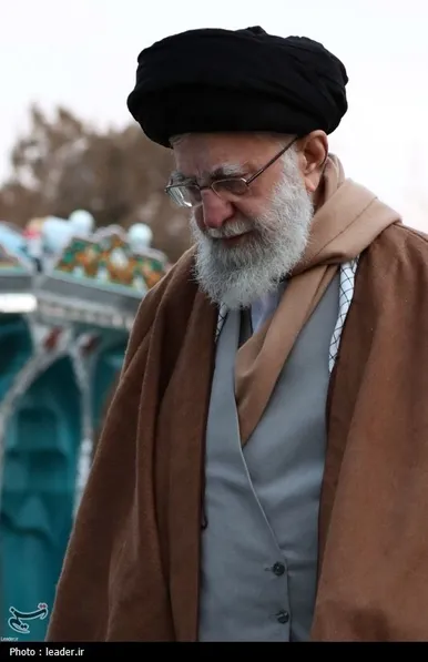 گزارش تصویری | حضور رهبر انقلاب اسلامی در حرم مطهر حضرت امام خمینی (ره)