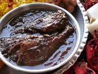 آشپزی | چگونه خورش فسنجون با مرغ را مجلسی و رستورانی بپزیم؟