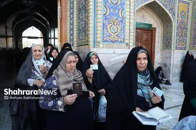 عکس‌هایی از مرحله دوم انتخابات چهاردهمین دوره ریاست‌جمهوری در مشهد (۱)