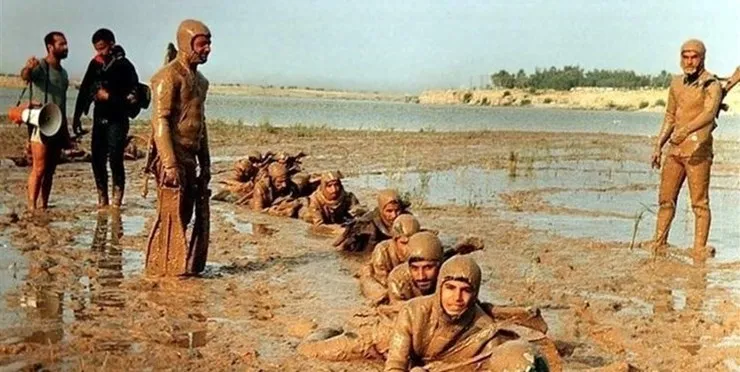 ویدئو | لحظه خداحافظی غواصان ایرانی پیش از عملیات کربلای ۴
