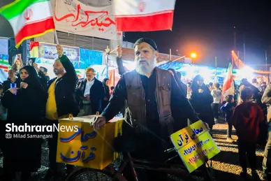 گزارش تصویری | چهل‌ودومین شب ایستادگی مردم در خیابان و تشییع پیکر یک شهید جنگ رمضان در مشهد