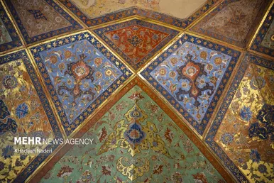ایران زیباست | کاخ چهلستون اصفهان