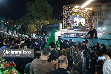 گزارش تصویری | عزاداری شب هشتم محرم در شهرک عرب‌ها ـ مشهد