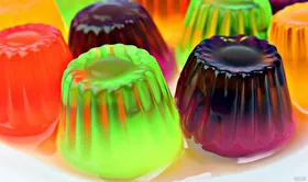آیا ژله باعث چاقی و پر شدن صورتمان می&zwnj;شود؟