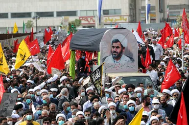 تشییع پیکر شهید حجت الاسلام اصلانی در مشهد
