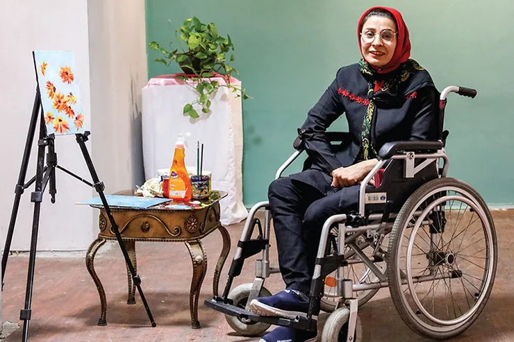 خدا دستم را محکم می‌گیرد
