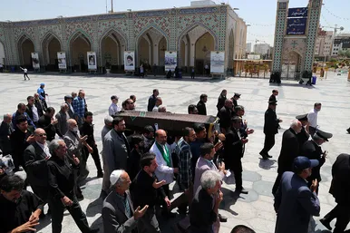 مراسم تشییع حاج فضل‌الله برهانی در حرم مطهر رضوی