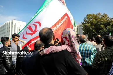 راهپیمایی مردم مشهد در محکومیت جنایت تروریستی در حرم مطهر شاهچراغ (ع)