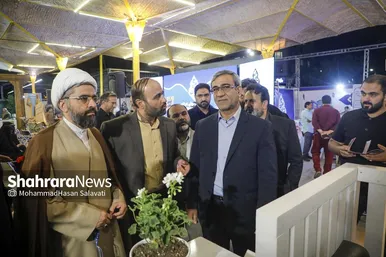 گزارش تصویری | نمایشگاه «به توان مردم»