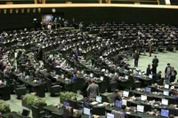 نماینده مجلس: آمریکایی‌ها از هیچ ظلمی علیه ملت ایران دریغ نکرده‌اند