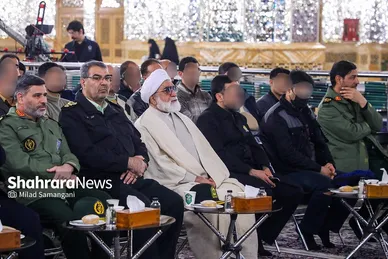 گزارش تصویری | گردهمایی جمعی از مجروحان و آسیب‌دیدگان حوادث اخیر، در حرم امام‌رضا(ع)
