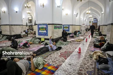گزارش تصویری | آیین معنوی اعتکاف در حرم امام رضا (ع)