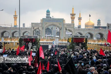 اجتماع عزاداران فاطمی و تشییع پیکر 9 شهید دفاع مقدس و مدافع حرم