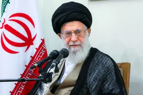 پاسخ یکی از اعضای خانواده رهبر شهید به این سئوال که چرا امام خامنه ای در پناهگاه نبود؟