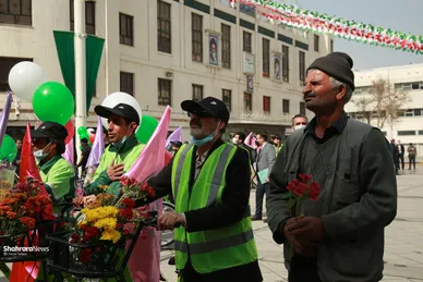 کاروان‌های گل دوچرخه‌سوار منتظران بهار