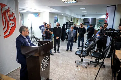 حضور شهردار مشهد در روزنامه شهرآرا به مناسبت روز خبرنگار