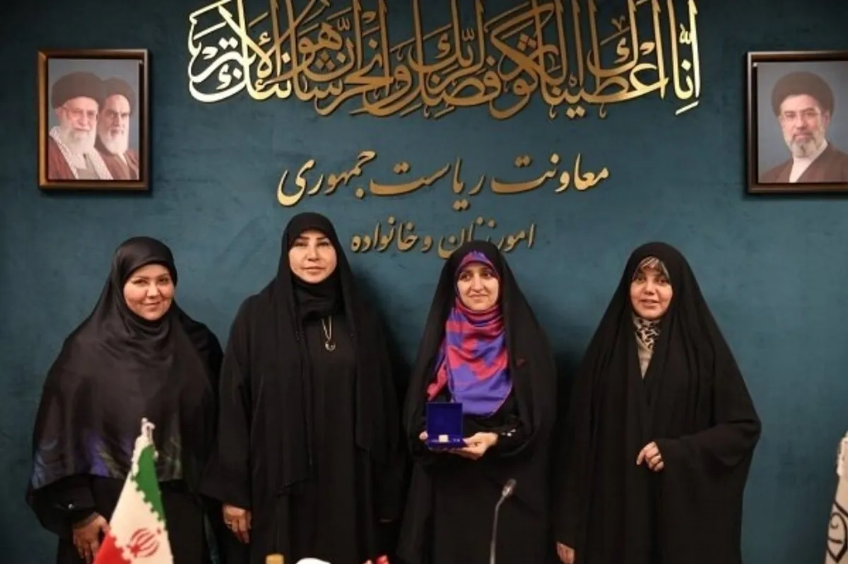 ضرورت آمادگی جمهوری اسلامی ایران برای نمایندگی از زنان مسلمان و کشور‌های همسایه