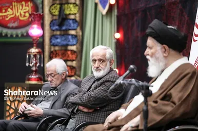 گزارش تصویری | دیدار اعضای شورای عالی استان‌ها با امام‌جمعه مشهد (۳ آذر ۱۴۰۳)