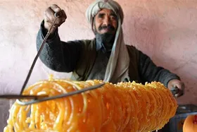 شیرینی&zwnj;ها و غذاهای مخصوص مردم افغانستان در روزهای نوروز + عکس