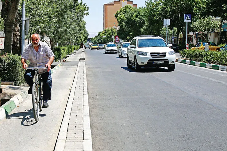 تکمیل مسیر‌های عبور دوچرخه اطراف حرم‌مطهر طی ۲ سال آینده