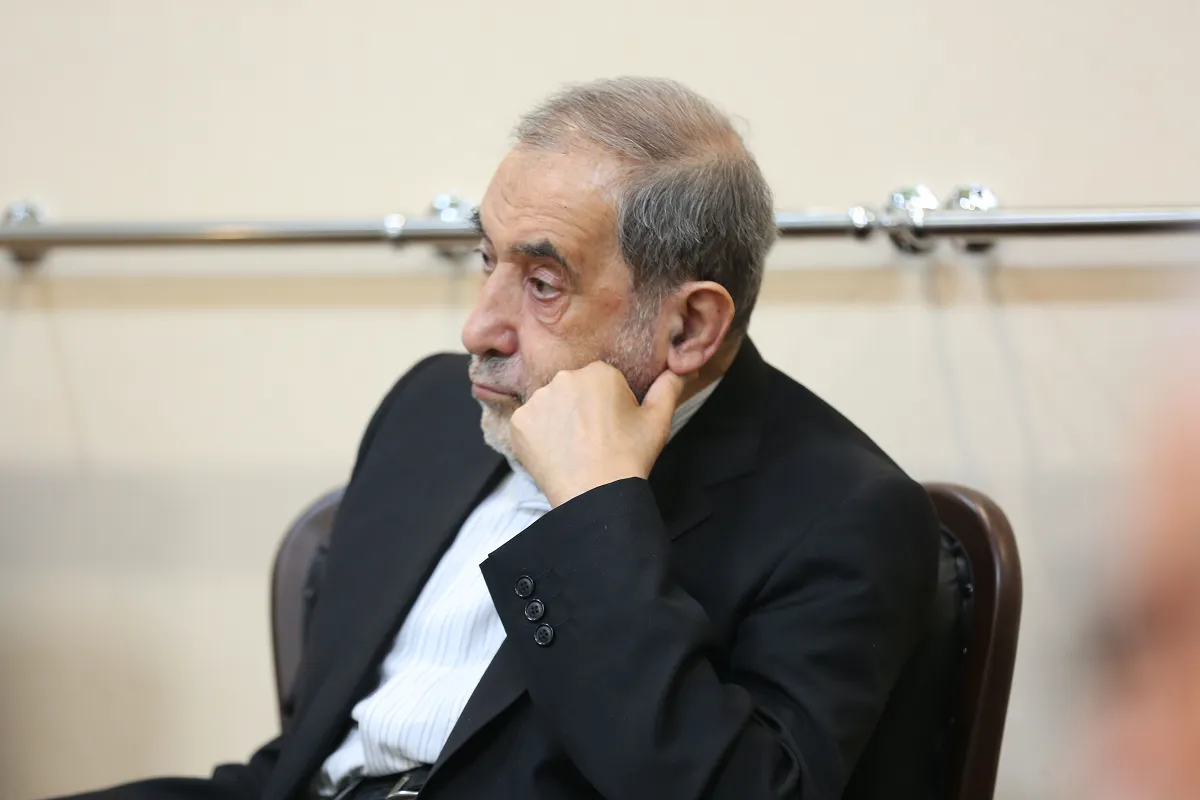 چه اتفاقی برای علی‌اکبر ولایتی افتاده است؟! + عکس