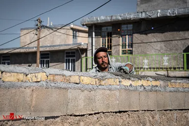 زندگی در سی سخت یک سال پس از زلزله