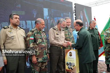 مراسم بهره برداری از طرح ۸۸۸ واحدی منازل سازمانی ارتش در مشهد