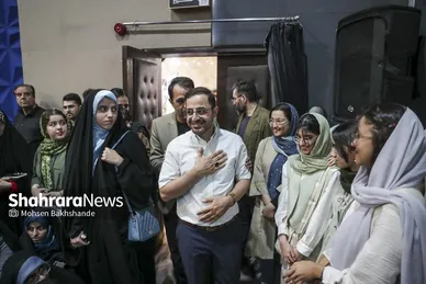 گزارش تصویری | آیین جشن امضای کتاب «نیست» اثر فاضل نظری در مشهد