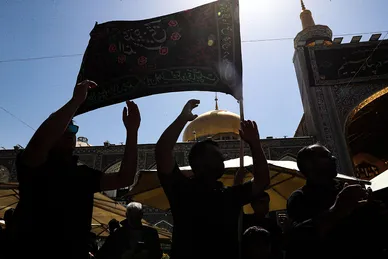عزاداری روز عاشورا در خیابان امام رضا علیه السلام مشهد