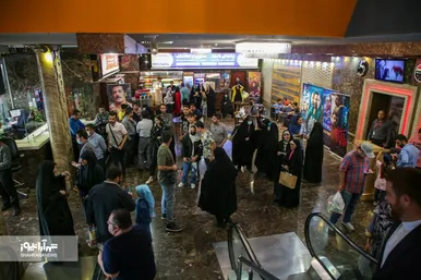 اکران مردمی «هناس» با حضور مریلا زارعی در مشهد