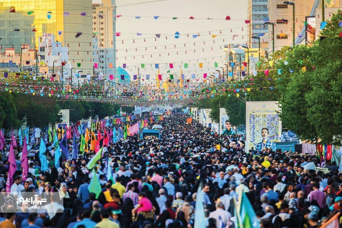 مشهدالرضا؛ غرق شادی و سرور میلاد رسول اکرم (ص) و امام جعفر صادق (ع)
