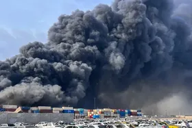 دود حادثه بندرعباس در چشم اقتصاد خراسان رضوی | گزارش شهرآرانیوز از تأثیرات حادثه بندر شهید رجایی بر صنایع استان