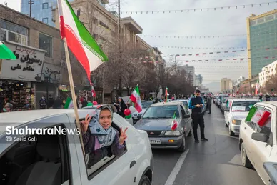 راهپیمایی خودرویی ۲۲ بهمن در مشهد