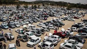قیمت خودرو&zwnj;های داخلی و خارجی در بازار امروز ۵ مردادماه ۱۴۰۰ + جدول