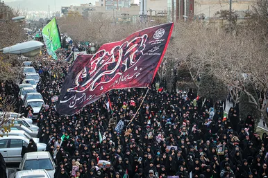 تشییع دو تن از شهدای حادثه تروریستی گلزار شهدای کرمان در مشهد