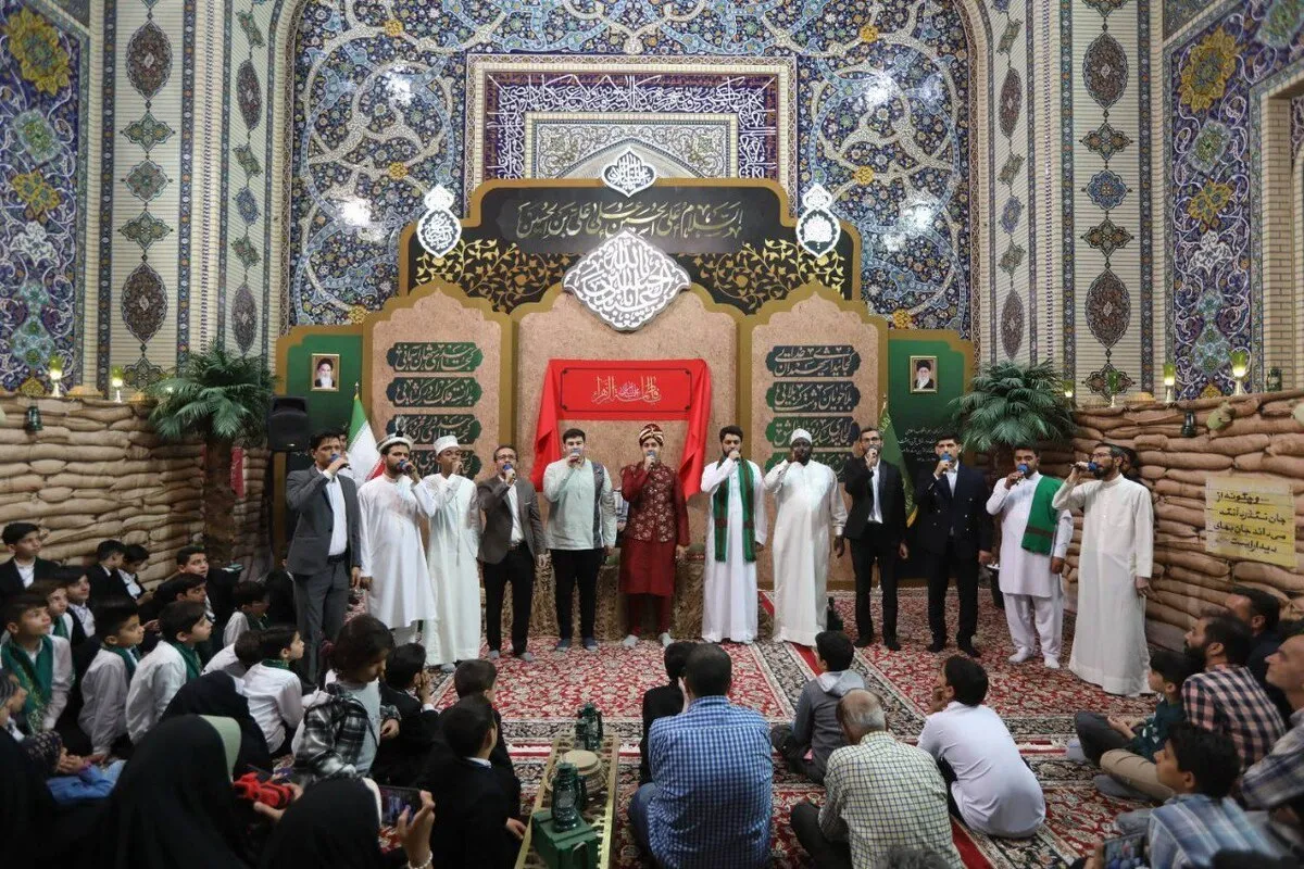 برپایی محفل روایتگری دوران دفاع مقدس در حرم امام‌رضا(ع)