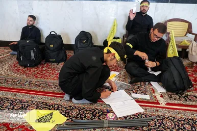 مراسم بدرقه کاروان دانش‌آموزی به راهپیمایی اربعین