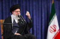 جمله برگزیده رهبر شهید انقلاب در سال ۱۴۰۴ انتخاب شد + پوستر