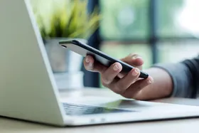 نحوه اتصال اینترنت گوشی به لپ&zwnj;تاپ و کامپیوتر + آموزش تصویری