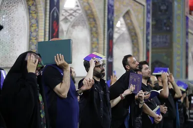مراسم احیاء شب 23 ماه رمضان در حرم مطهر رضوی