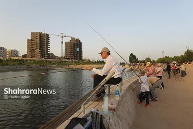 جشنواره ماهیگیری در رود پارک مشهد