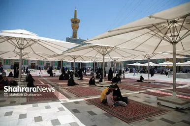 حال و هوای حرم مطهر امام رضا (ع) در دهه کرامت