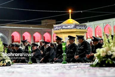 شام غریبان حسینی در حرم مطهر رضوی