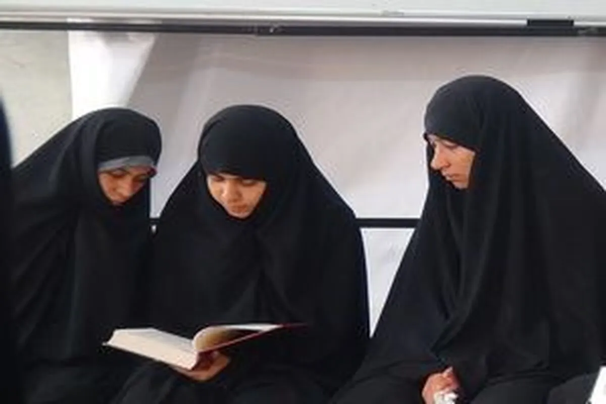 زنان، بهترین مبلغان دین در جامعه
